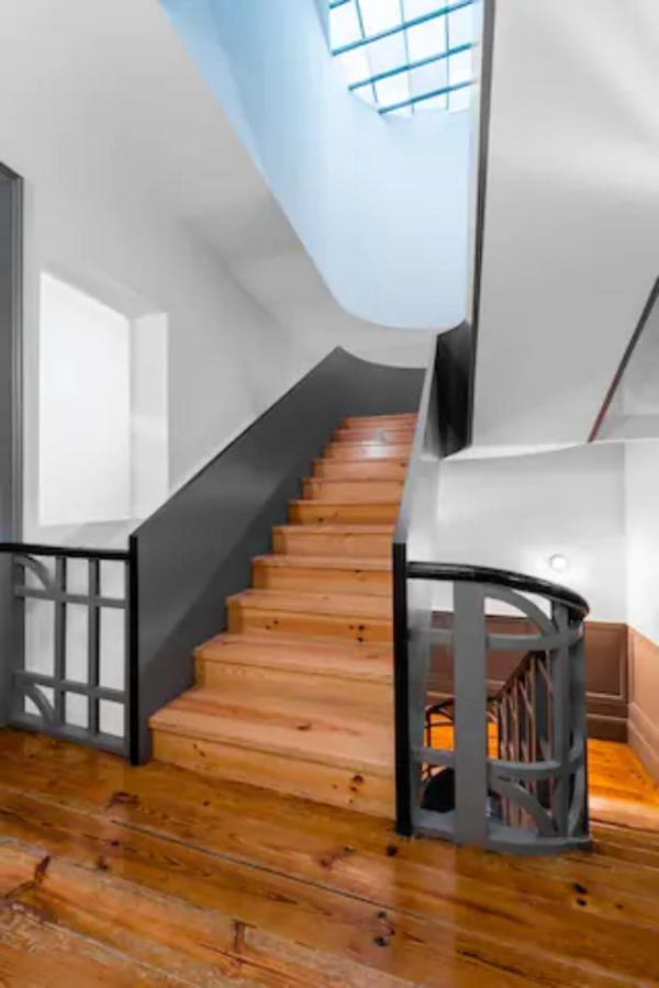Formosa Apartment With Free Parking And Historic Charm! Porto Luaran gambar