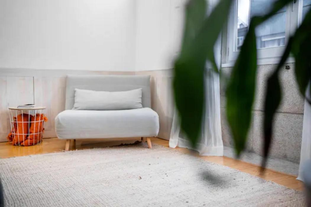 Formosa Apartment With Free Parking And Historic Charm! Porto Luaran gambar