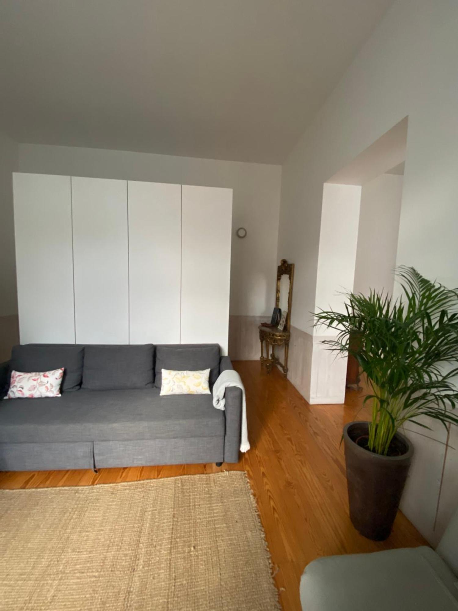 Formosa Apartment With Free Parking And Historic Charm! Porto Luaran gambar