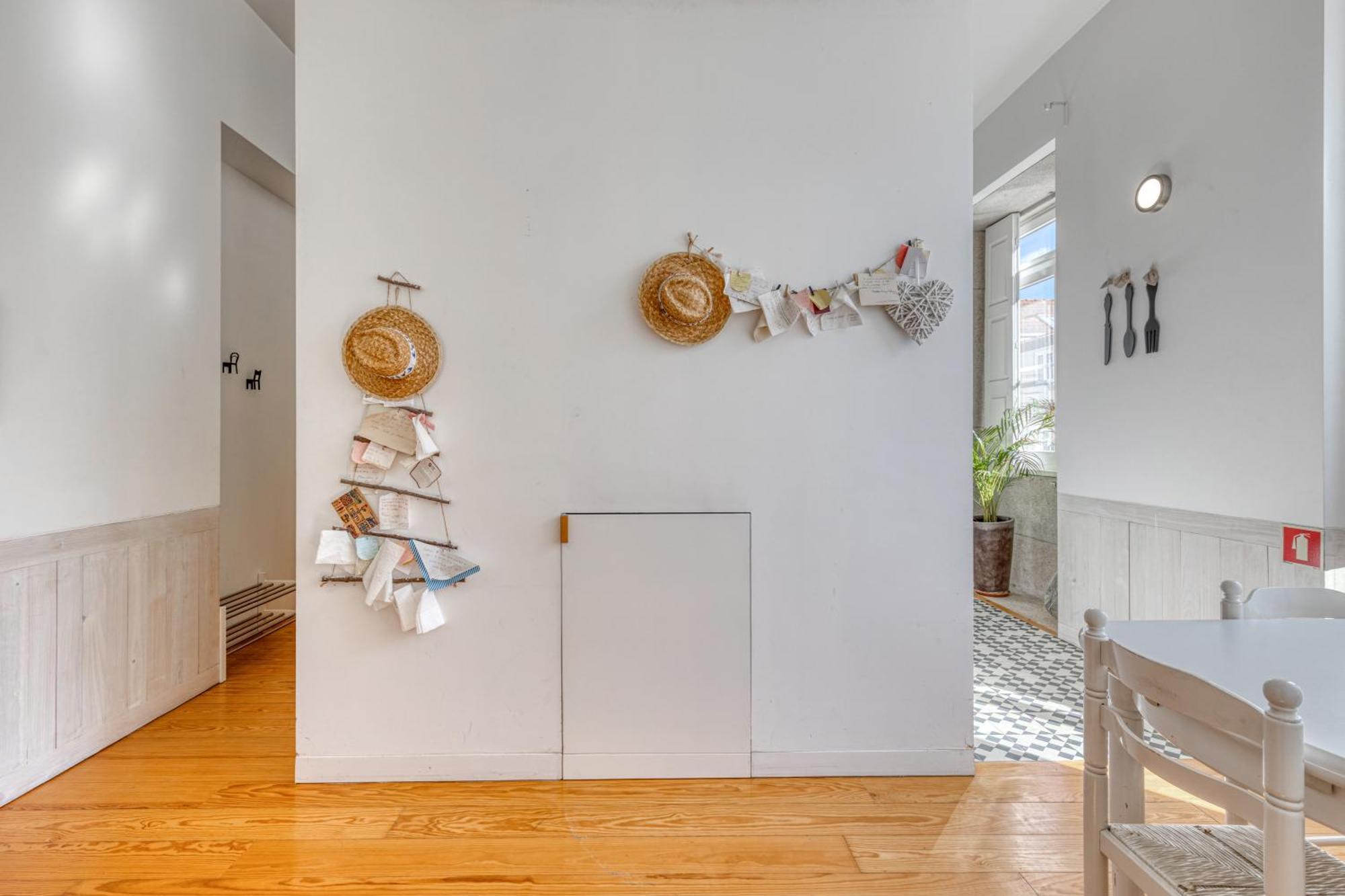 Formosa Apartment With Free Parking And Historic Charm! Porto Luaran gambar