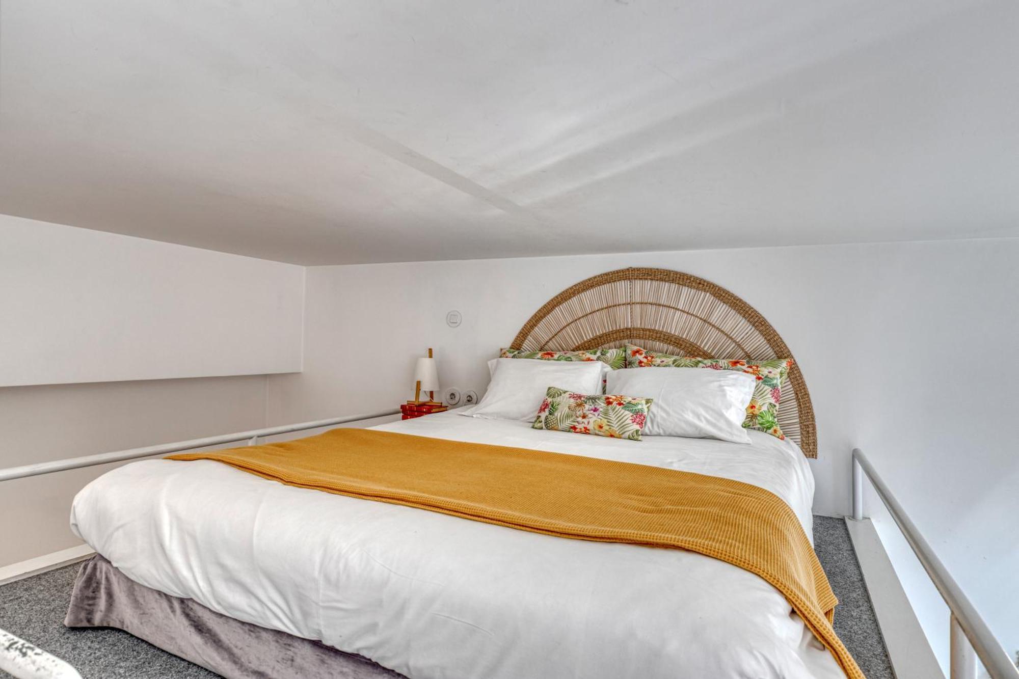 Formosa Apartment With Free Parking And Historic Charm! Porto Luaran gambar